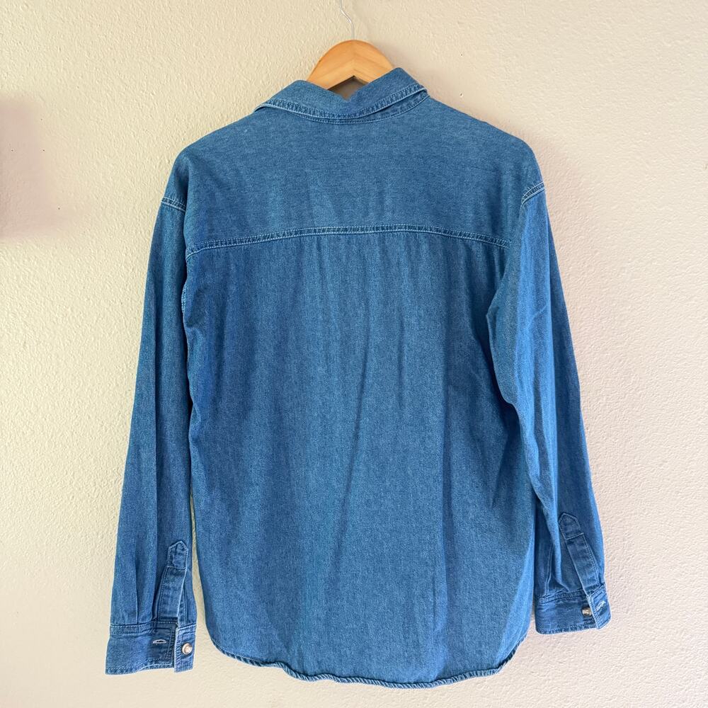 Vintage Disney denim button down shirt featuring Winnie the pooh embroidery - Picture 4 of 8